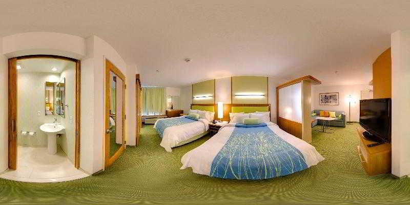 สปริงฮิลล์ สวีท เร็กซ์เบิร์ก Hotel ภายนอก รูปภาพ